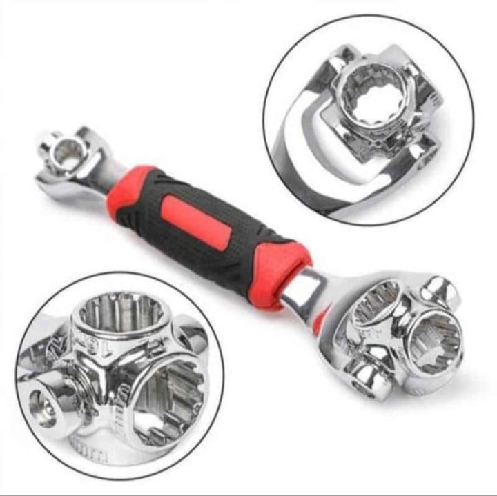 Universal Multi-Socket Wrench